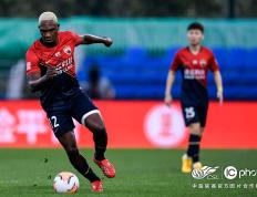 九游-里尔迎中超关键赛；加时末段单刀错失；媒体盛赞；心理建设被强调(显示器5个按键详解)