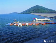 九游娱乐- 蓬莱山猫队小胜东城雄鲨队，赛艇半决赛上演裁判判罚引热议！精神属性拉满