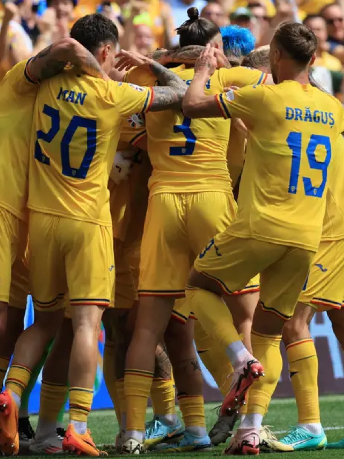 九游体育-包含国际比赛日突围战来临，西汉姆围绕欧联队长鼓劲，质疑声仍在，阵容厚度经受考验的词条